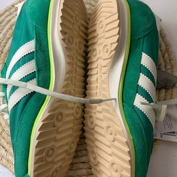 Adidas vintage style sneakers NWT - Picture 5 of 6